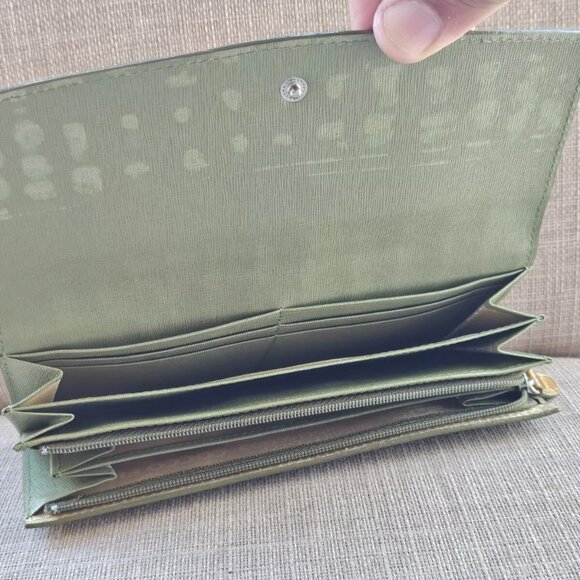 Cocco Fiore Women Clutch Wallet Multi Color Patent Leather Card Holder Purse - Picture 13 of 16